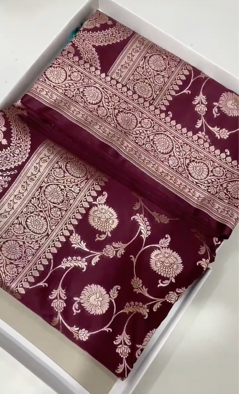 Mashruf Heavy Banarsi Saree with Motifs