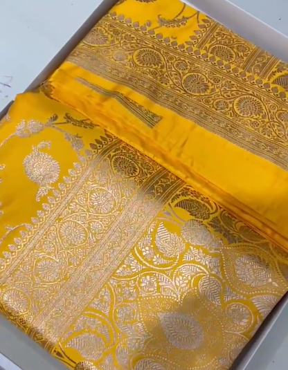 Mashruf Heavy Banarsi Saree with Motifs