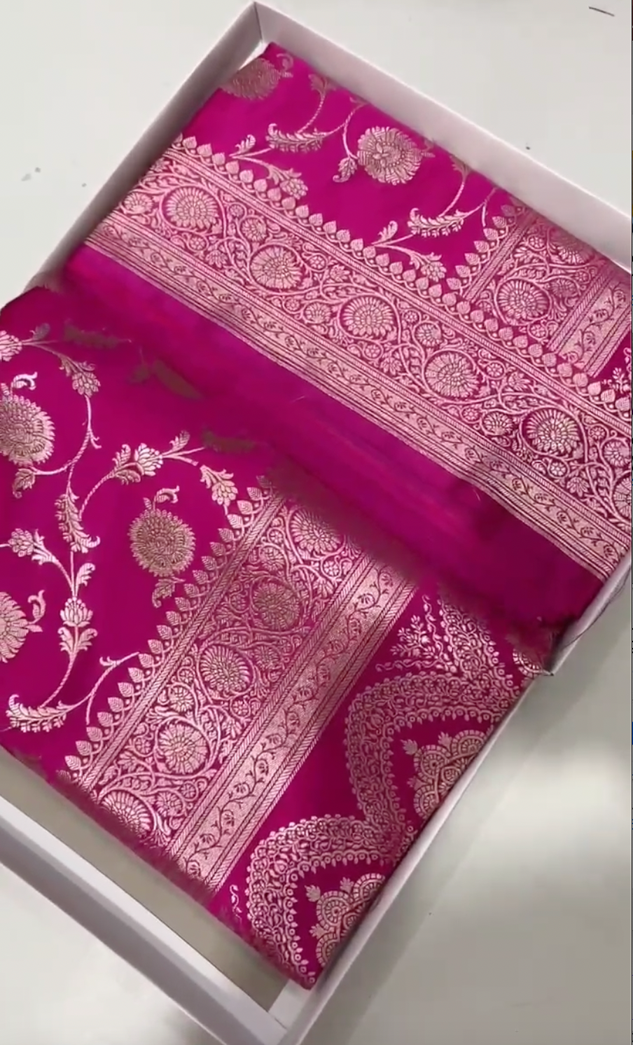 Mashruf Heavy Banarsi Saree with Motifs