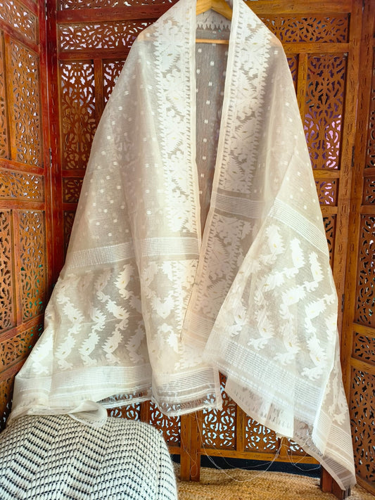 Jamdani Woven Dupattas by Rank Never Retires