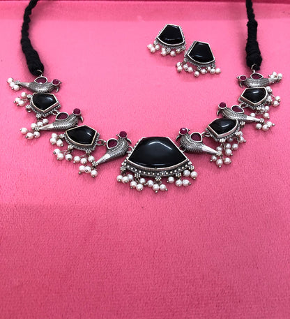 Parrot Inspired Choker by RNR