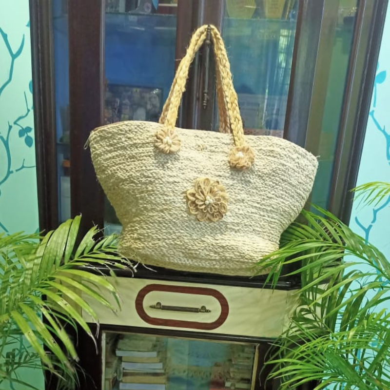 Jute Handbag with Bowl Shape